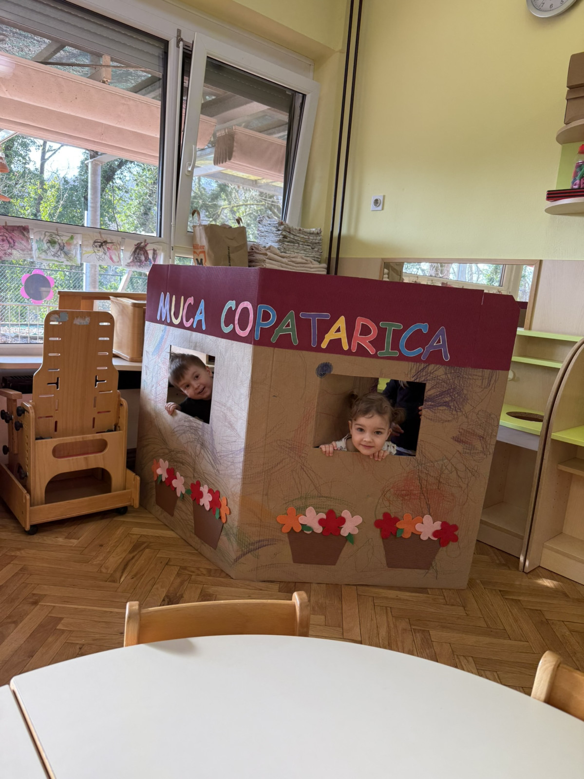 Miške je obiskala Muca Copatarica