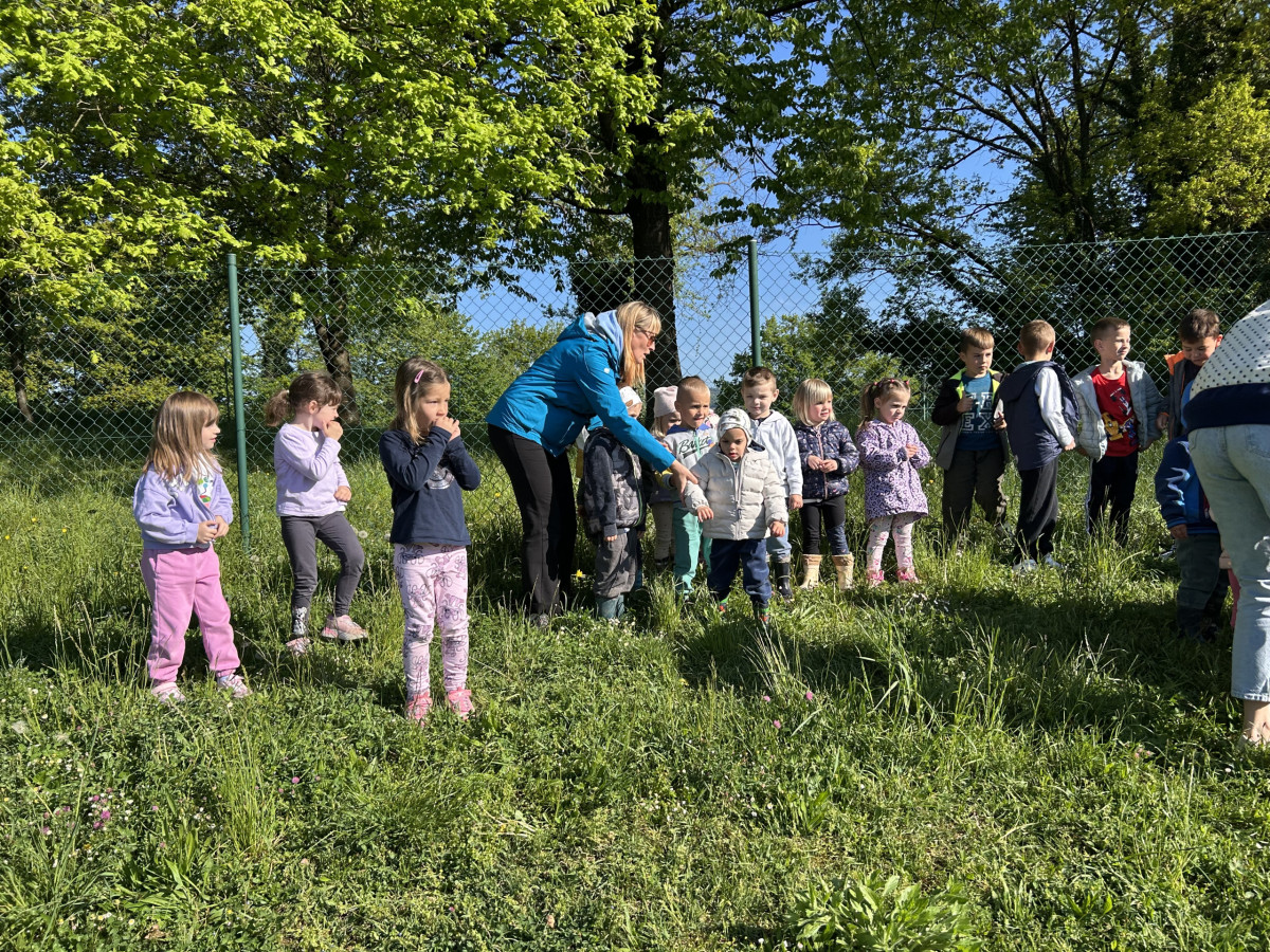 April v skupini Račke